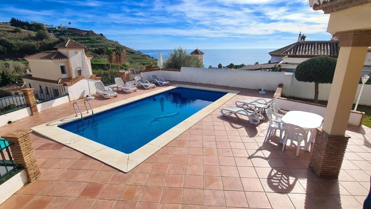 Silhouse Nerja Villas Beach Exterior foto